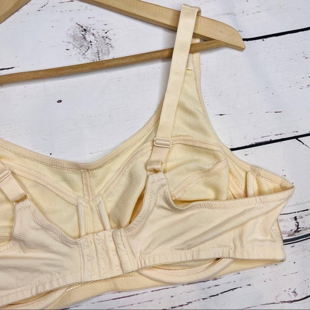 Breezies ivory cream bra 44C - Picture 7 of 11